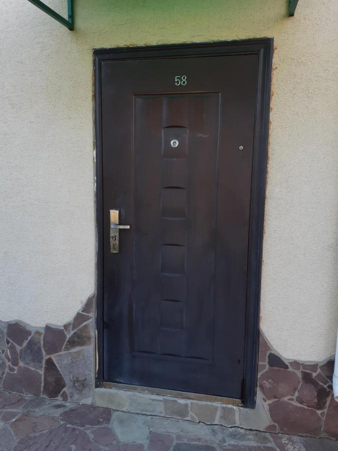 Отель Маленький Рай Zatoka Exterior foto