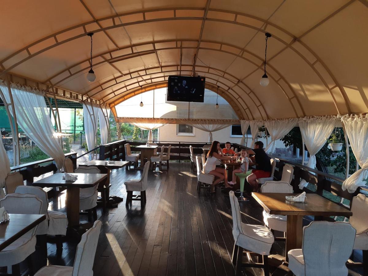 Отель Маленький Рай Zatoka Exterior foto