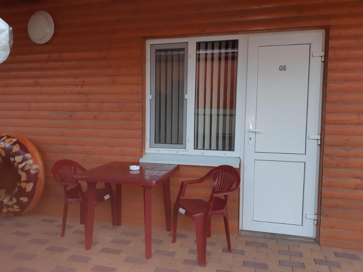 Отель Маленький Рай Zatoka Exterior foto